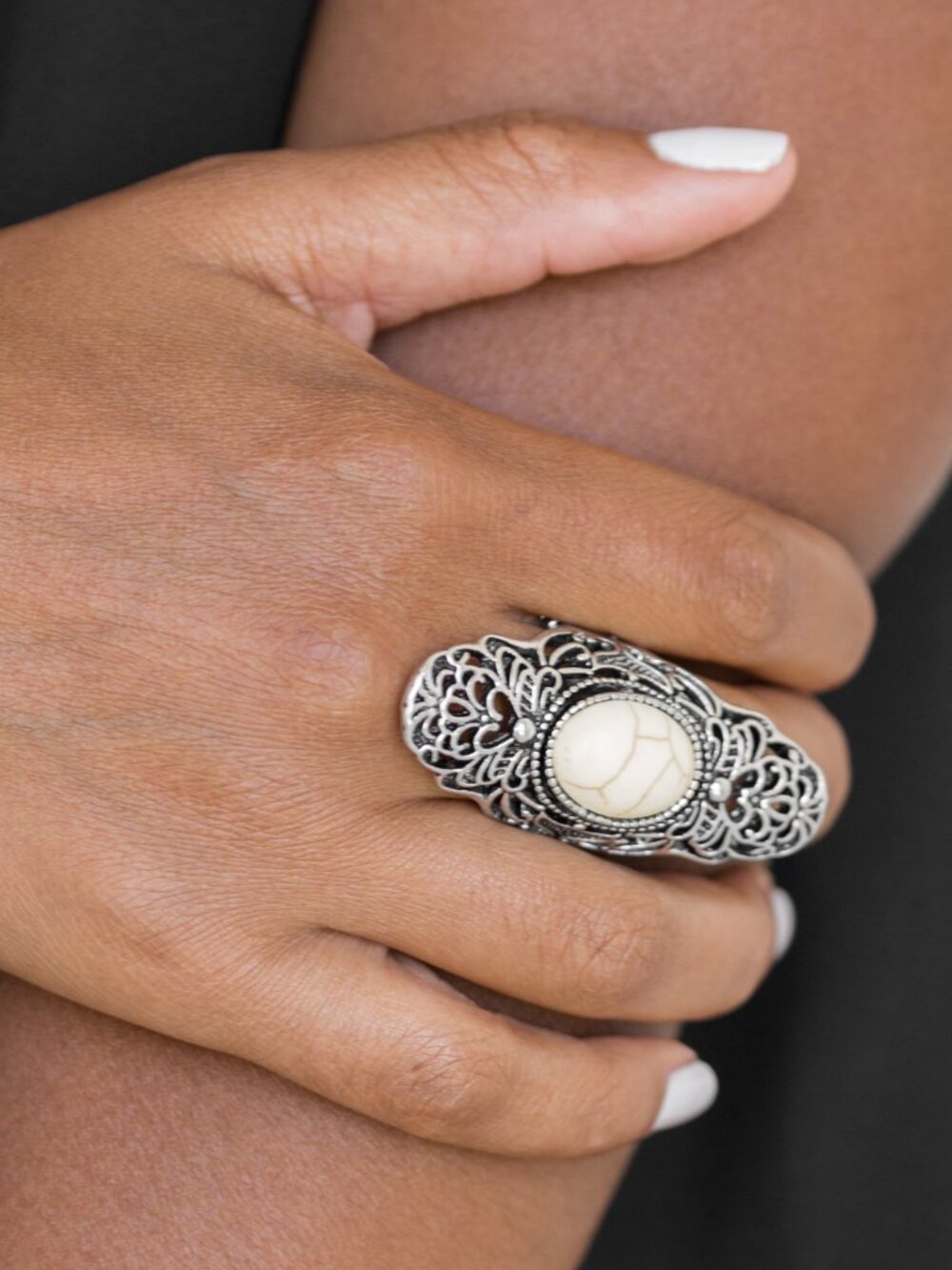 Paparazzi Silver Ring (R021) - Picture 2 of 2